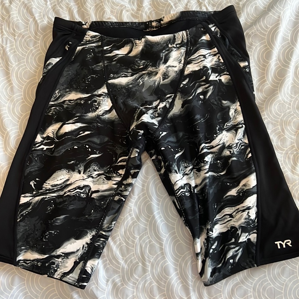 Men’s Swim